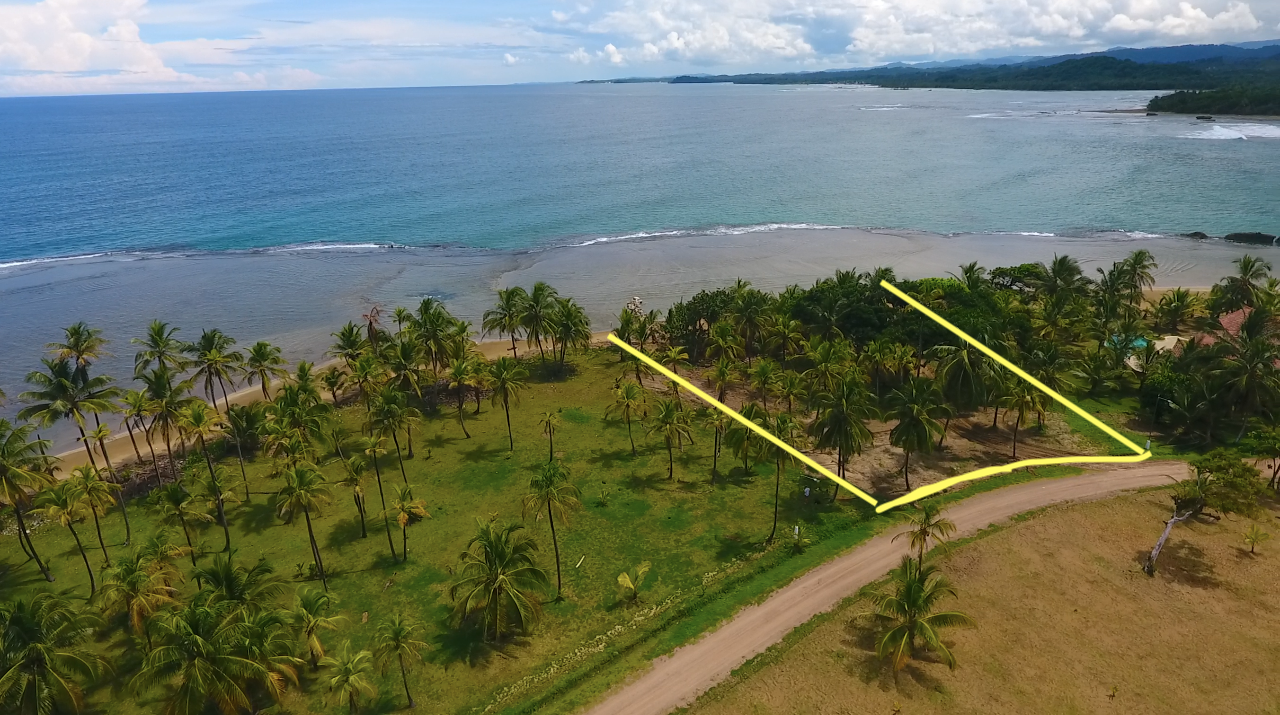 beachfront property in colón panama