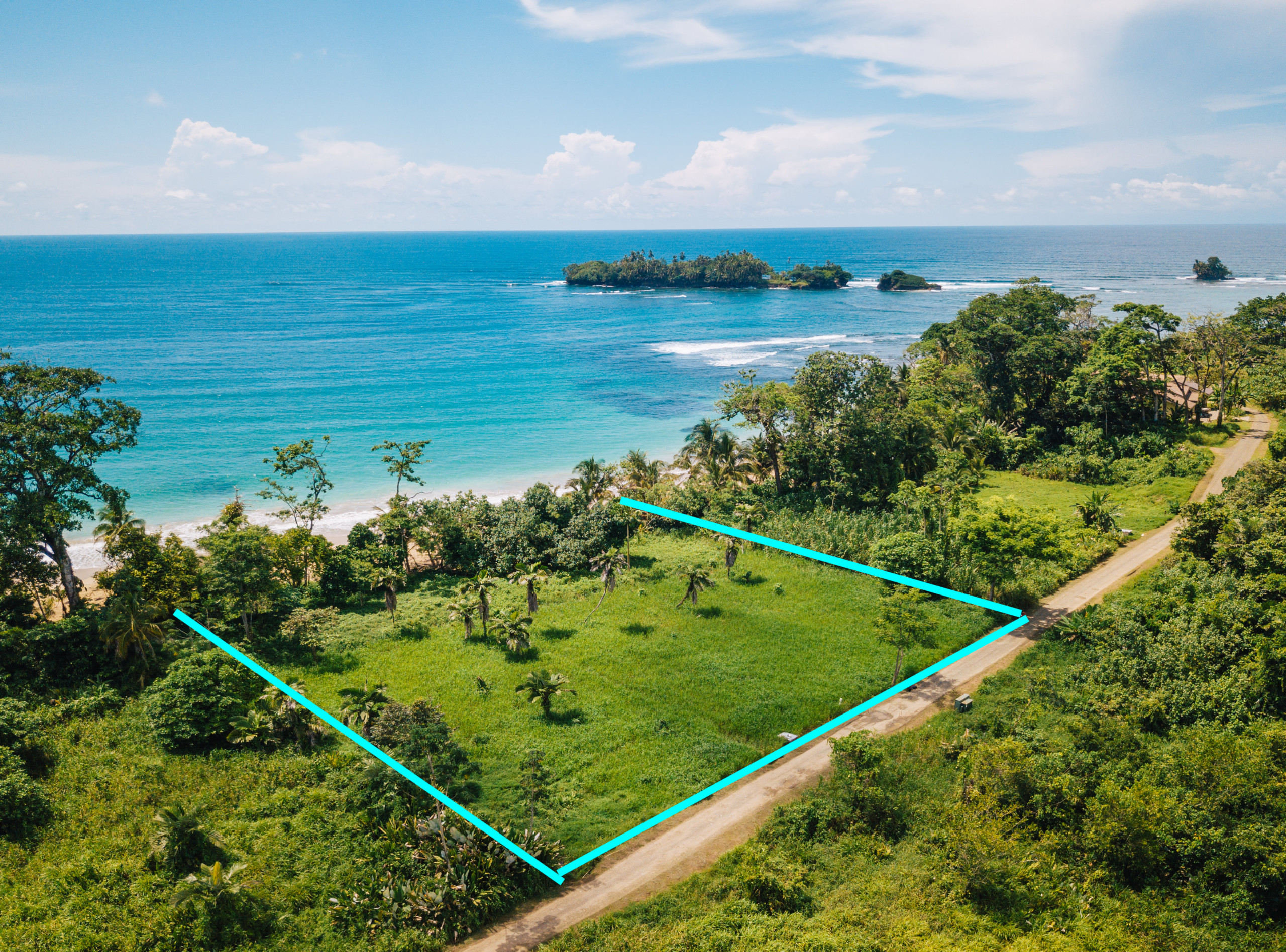 Beachfront Island Property For Sale in Bocas Del Toro