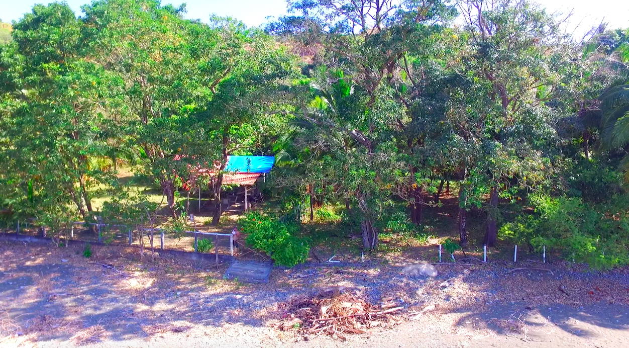 Beachfront Cottage For Sale in Torio, Veraguas, Panama
