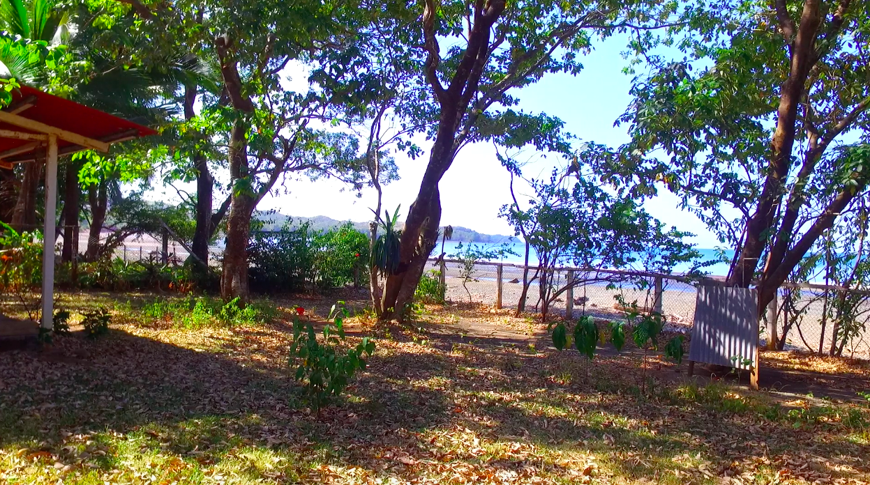 Beachfront Cottage For Sale in Torio, Veraguas, Panama